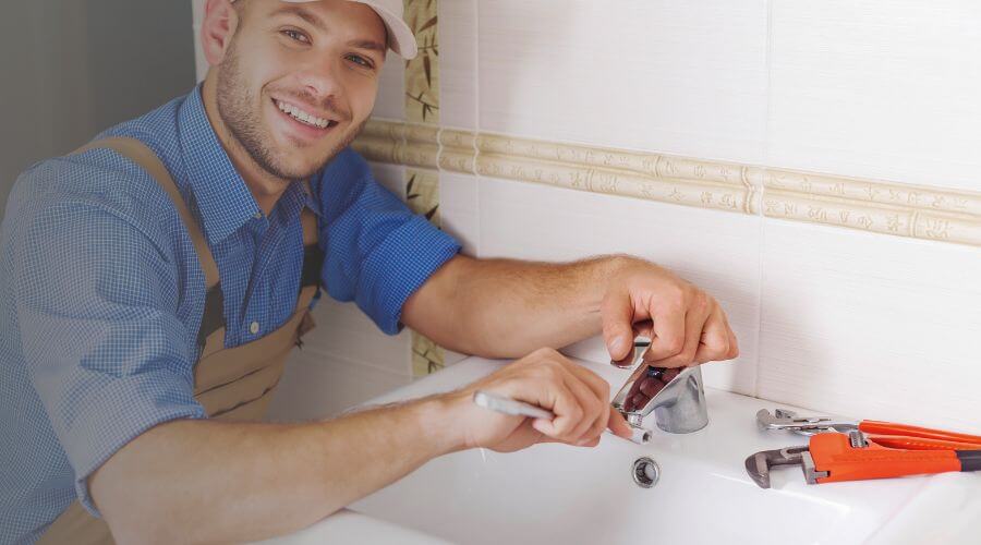 Professional expert plumbing services in Markham, VA
